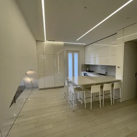 Stunning Flat In Medieval Tower-aquarium, Old Town Town, 7 Floor Beautiful View * 제노바