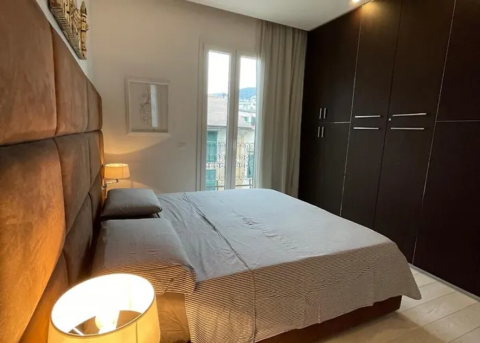 Lejlighed Stunning Flat In Medieval Tower-aquarium, Old Town Town, 7 Floor Beautiful View *
